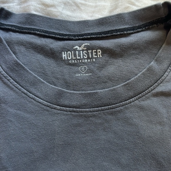 Hollister vintage top - Picture 2 of 2